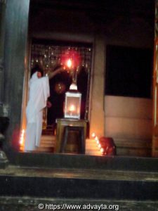 Огонь Рамалинги Свамигала в храме Мудрости в Вадалуре