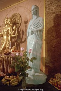 Скульптура Рамалинги Свамигала Валлалара (Монастырь-академия Собрание тайн) фото 3