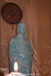 Скульптура Рамалинги Свамигала Валлалара (Монастырь-академия Собрание тайн) (фото 4)